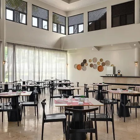 Grand Palladium Palace Resort Spa & Casino-2